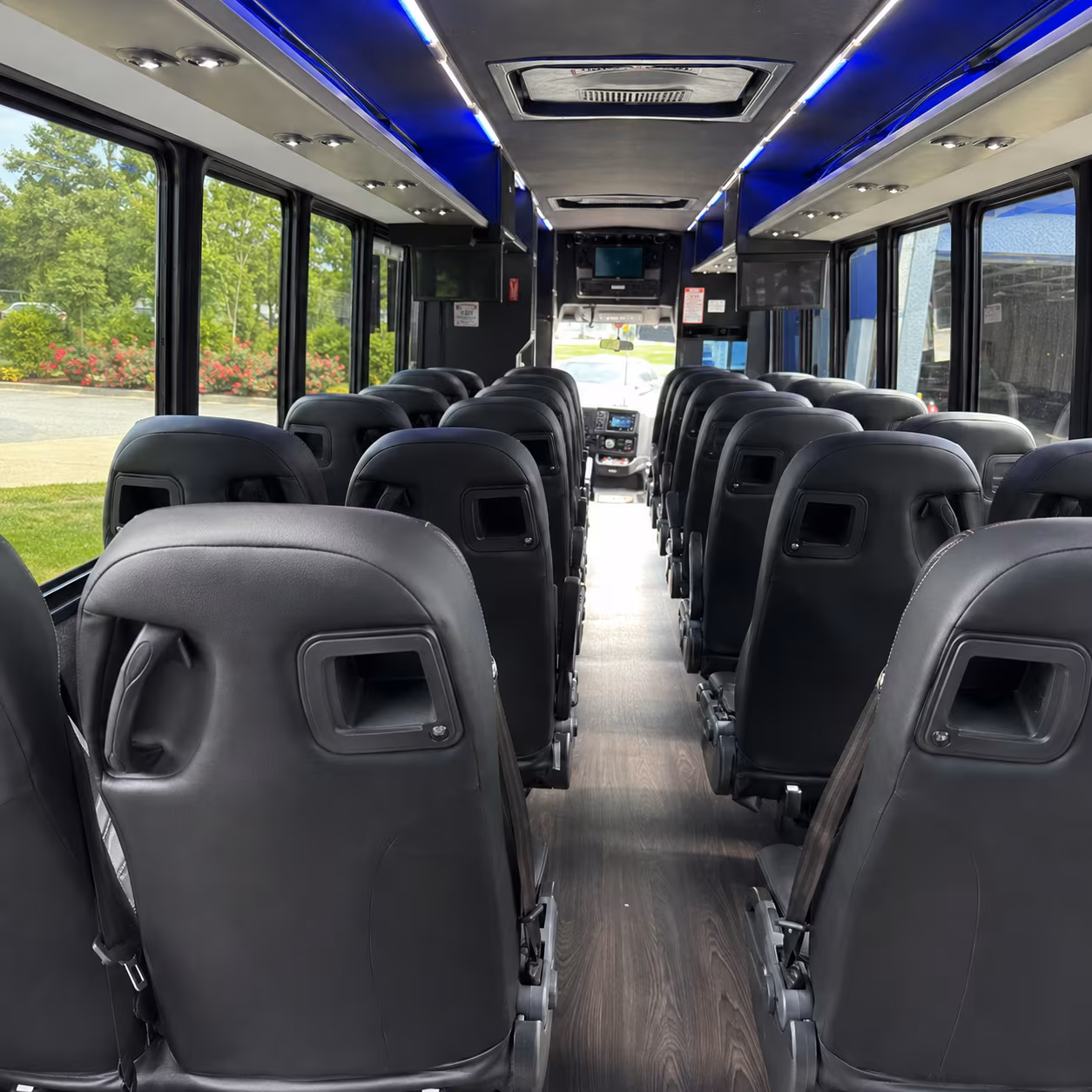 coral springs keep your wedding party and guests together with a coral springs charter bus